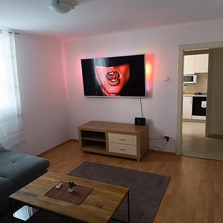 Petra Apartment *