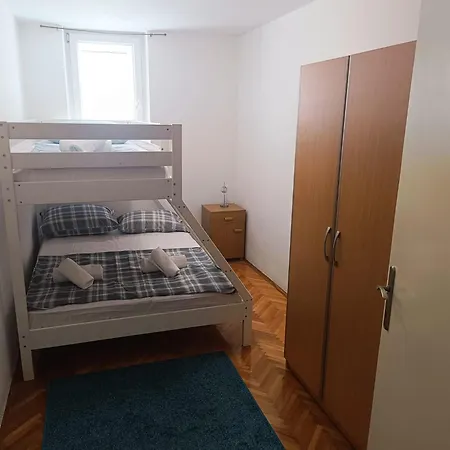 Petra Apartment *