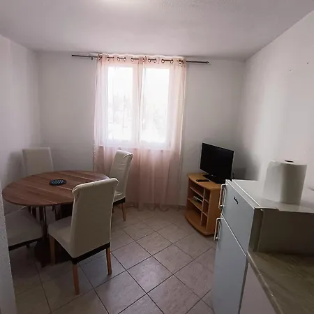 Petra Apartment